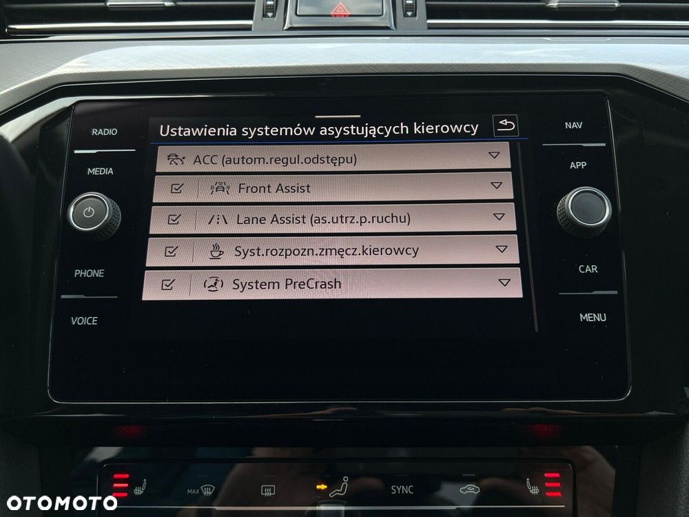 Volkswagen Passat 1.5 TSI EVO Business DSG - 29