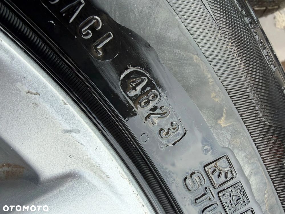 Felgi 17' koła Nissan Juke F15 5x114,3 17x7J ET40 centr 66,1 OE - 8