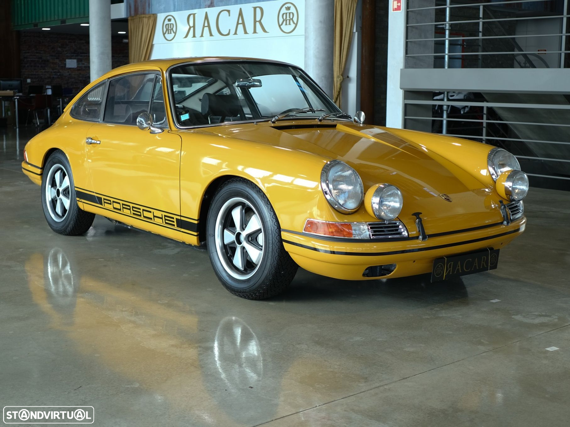 Porsche 911 Série F - 2