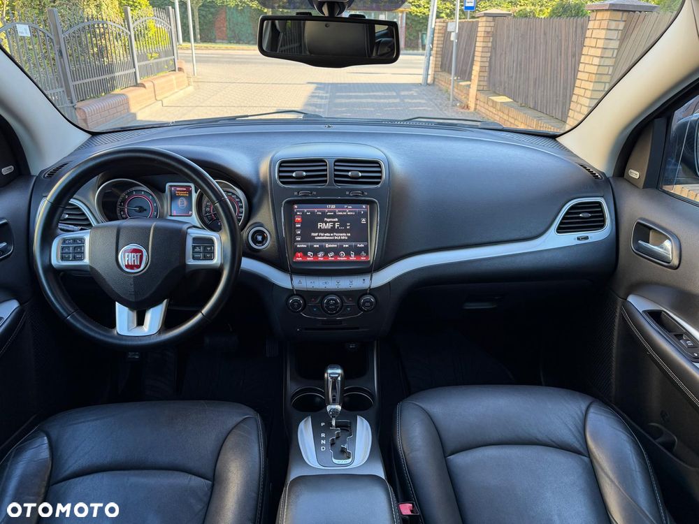 Fiat Freemont 2.4 16V VVT Automatik Lounge - 8