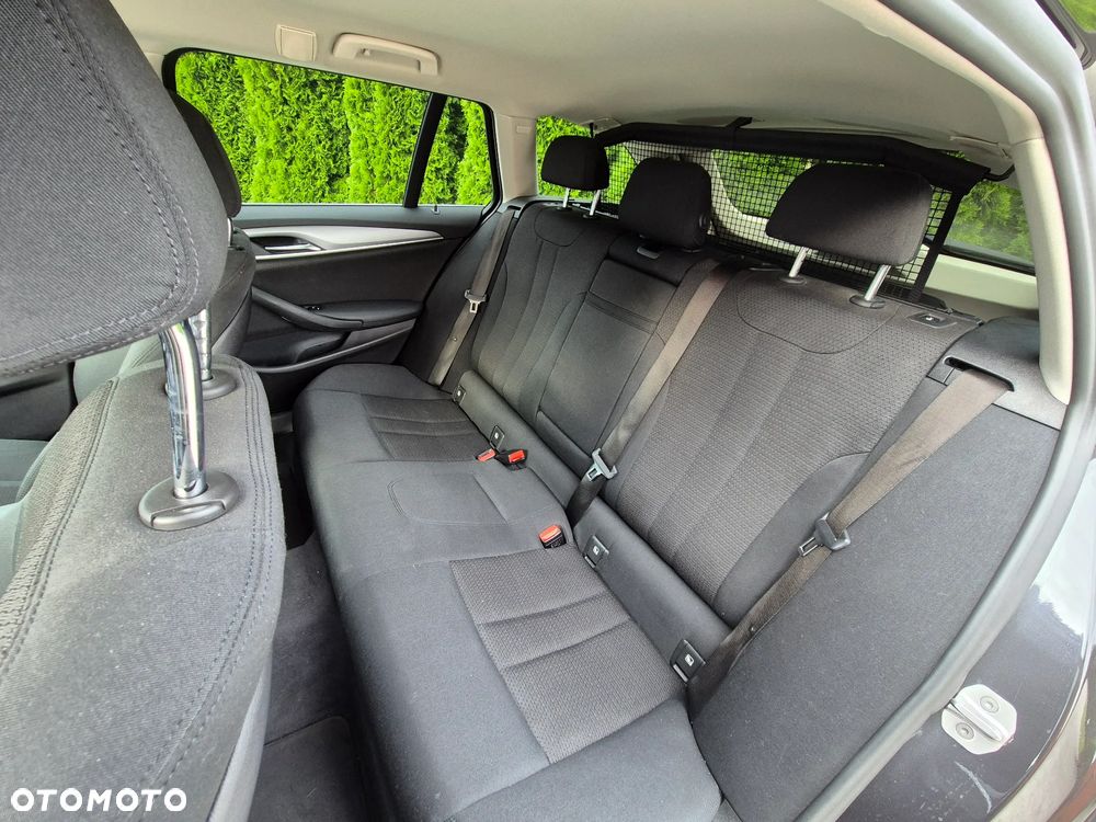 BMW Seria 5 520d - 9