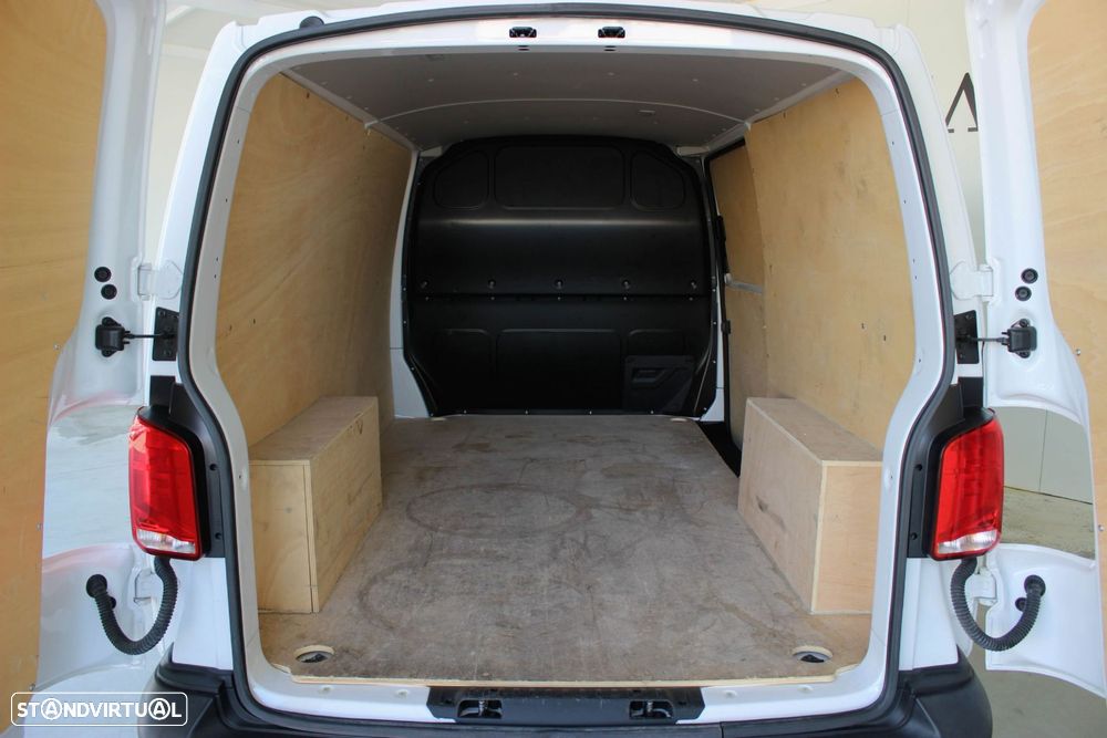 VW Transporter 6.1 VAN 39 KWH L2H1 ABTE DSG - 12
