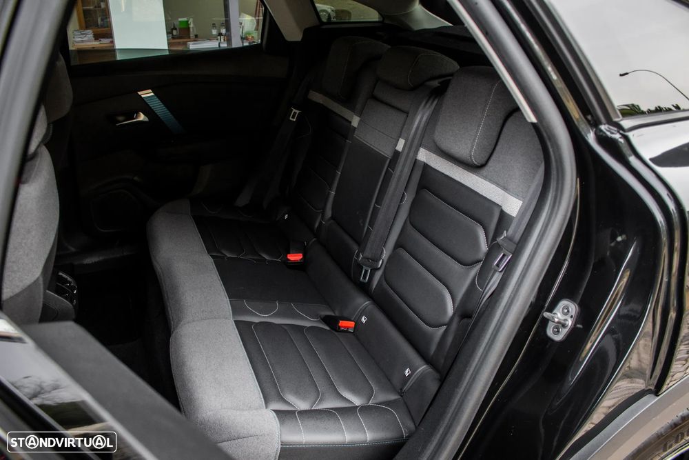 Citroën e-C4 Shine - 27