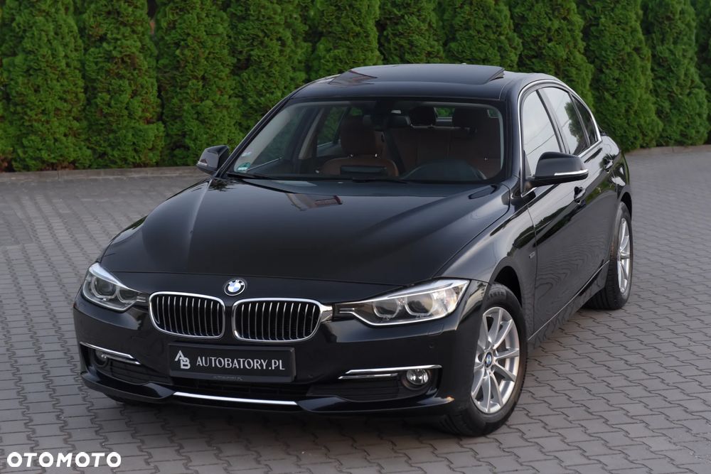 BMW Seria 3 318d Luxury Line - 15