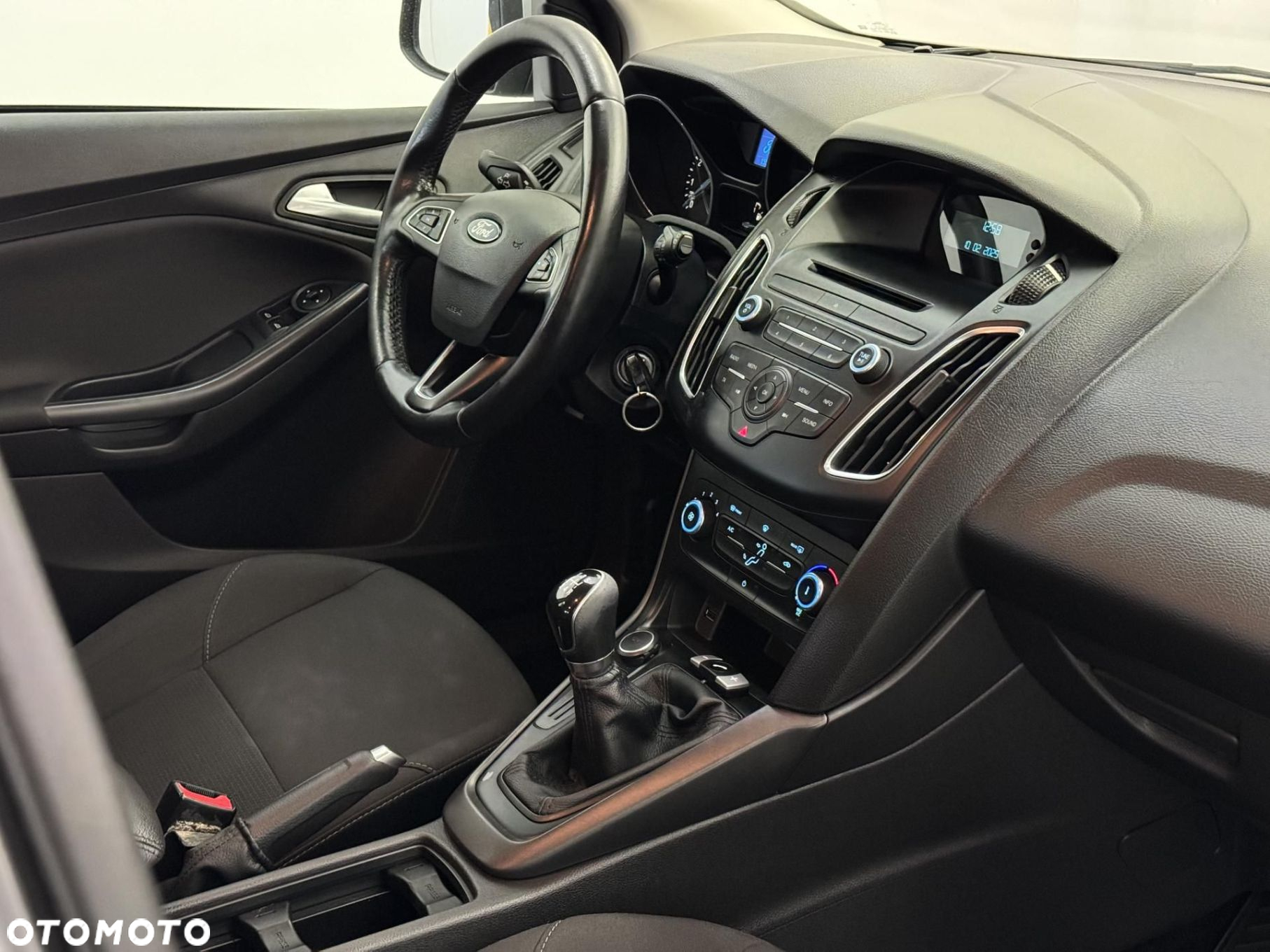 Ford Focus - 16