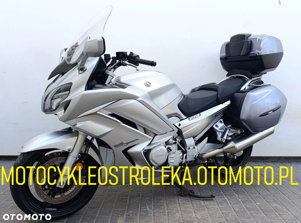 Yamaha FJR - 2