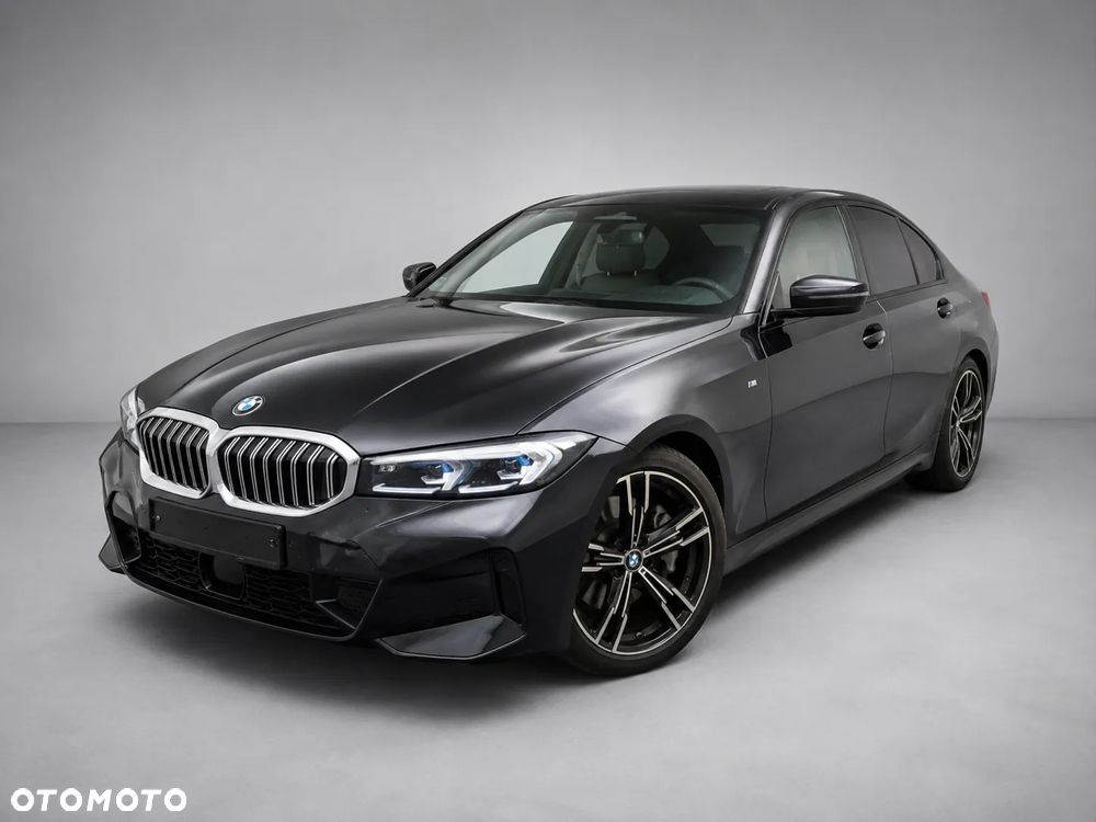 BMW Seria 3 330i M Sport - 1
