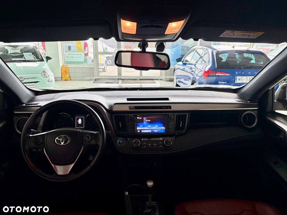 Toyota RAV4 - 11