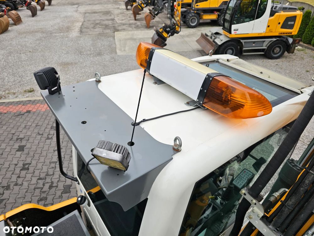 Liebherr A 916 - 22