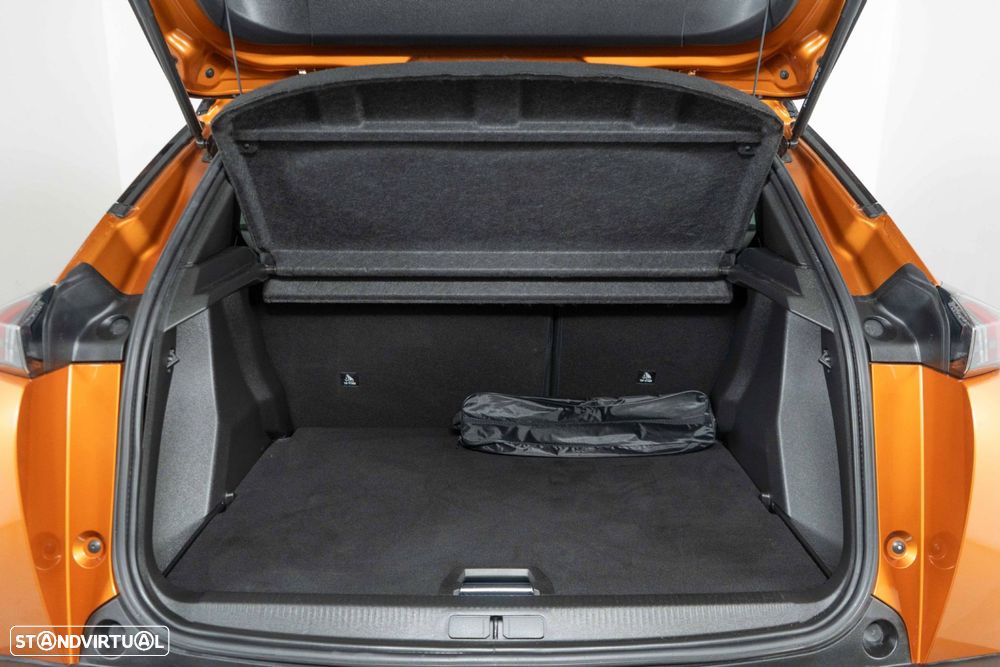 Peugeot 2008 1.2 PureTech Allure Pack - 12