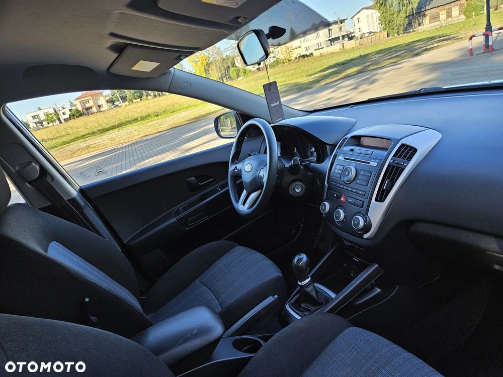 Kia Ceed Cee'd 1.4 M - 6