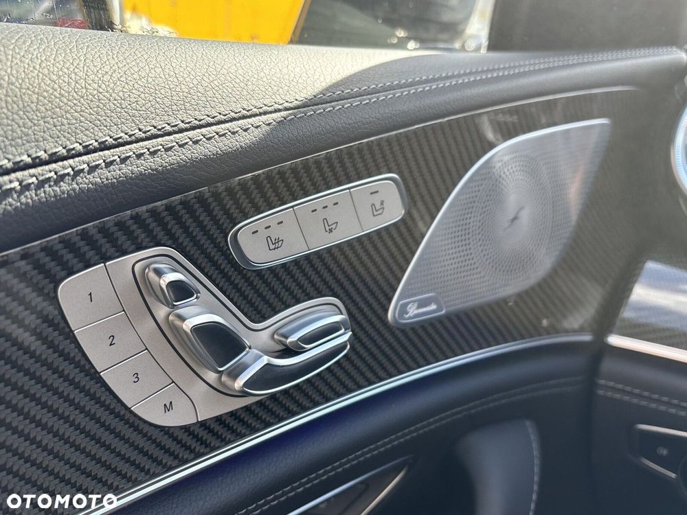 Mercedes-Benz AMG GT - 22