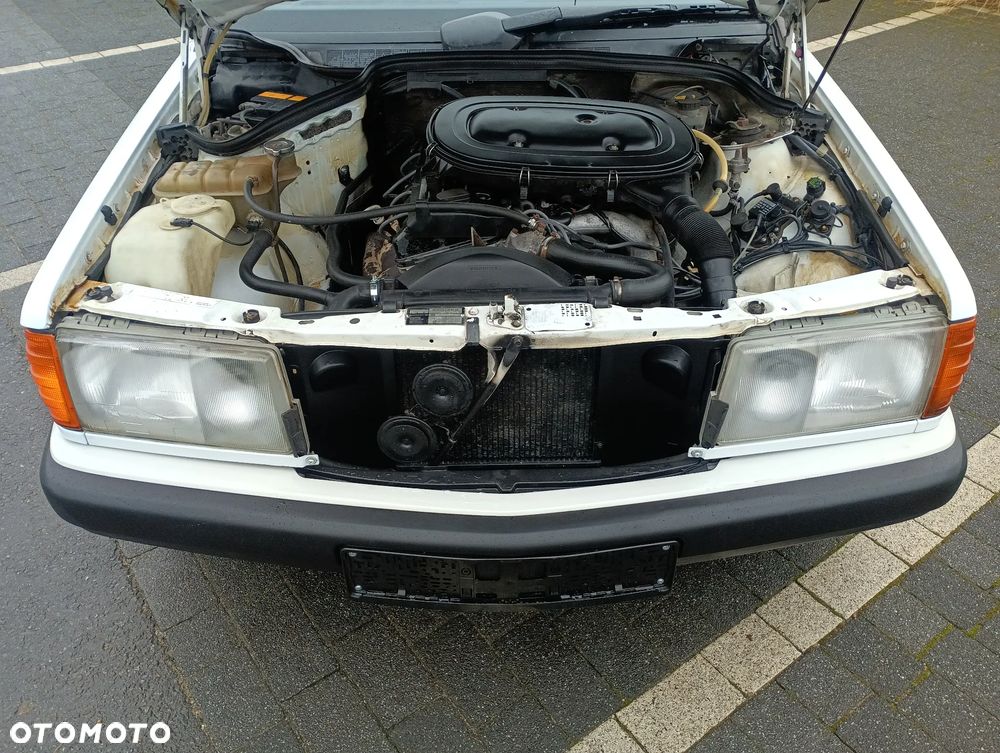 Mercedes-Benz W201 (190) - 20