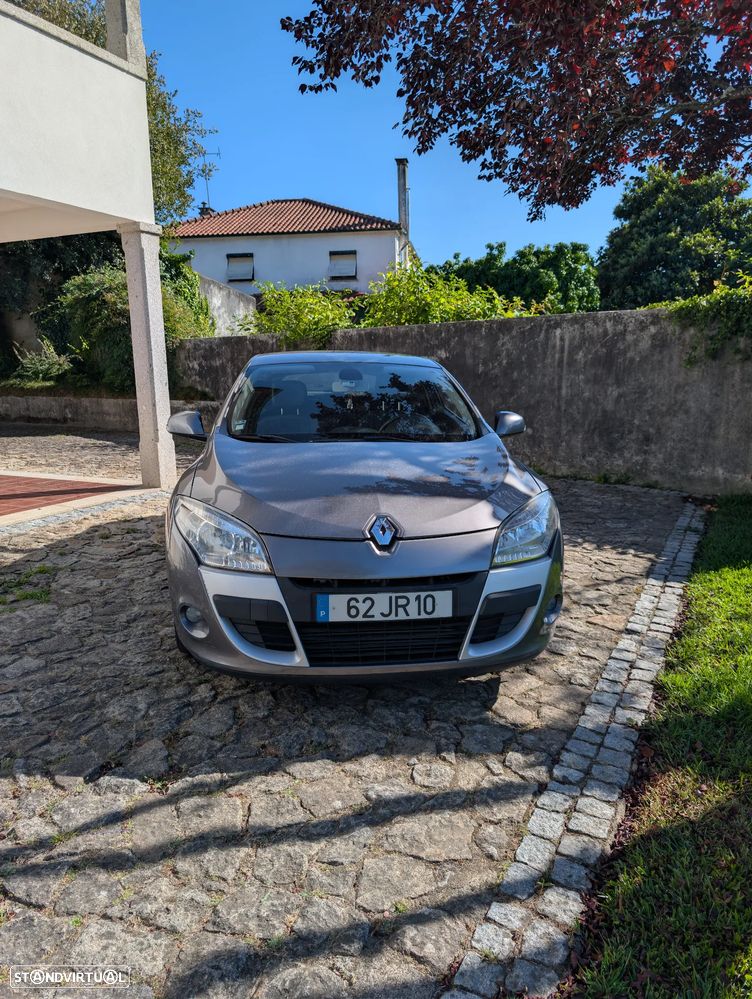 Renault Mégane Coupe 1.5 dCi Dynamique - 3