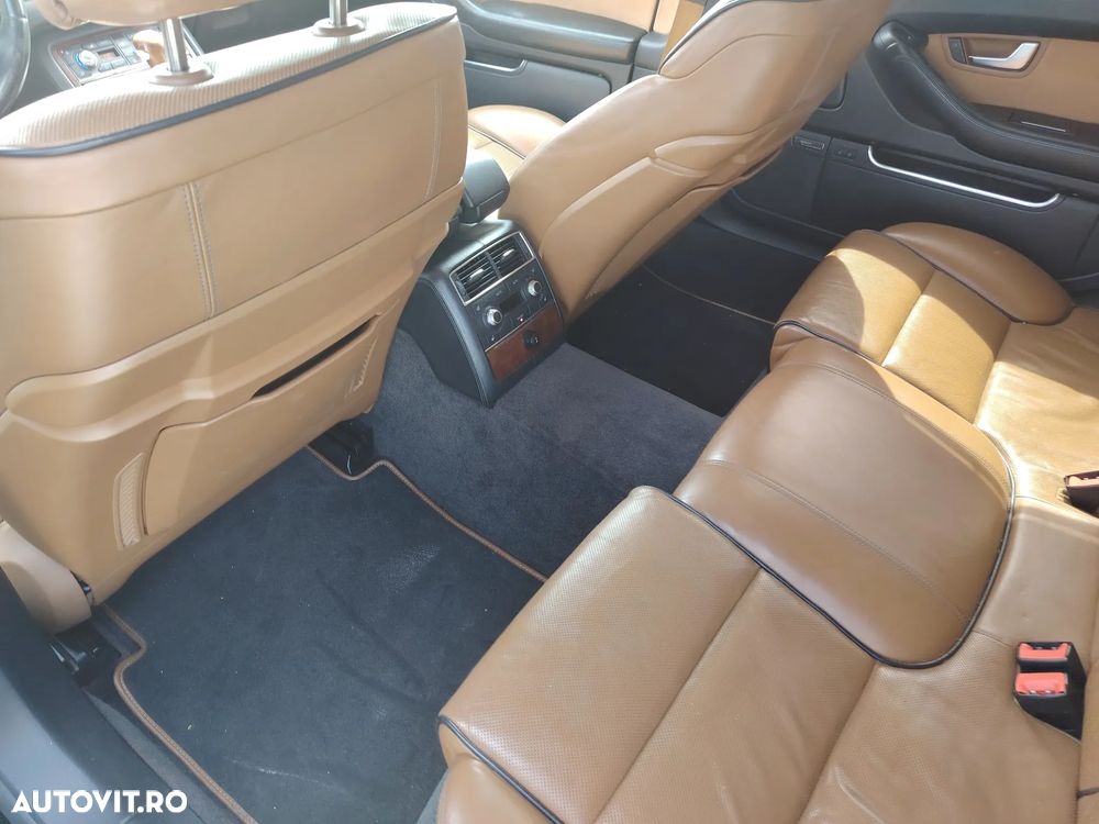 Audi A8 - 10