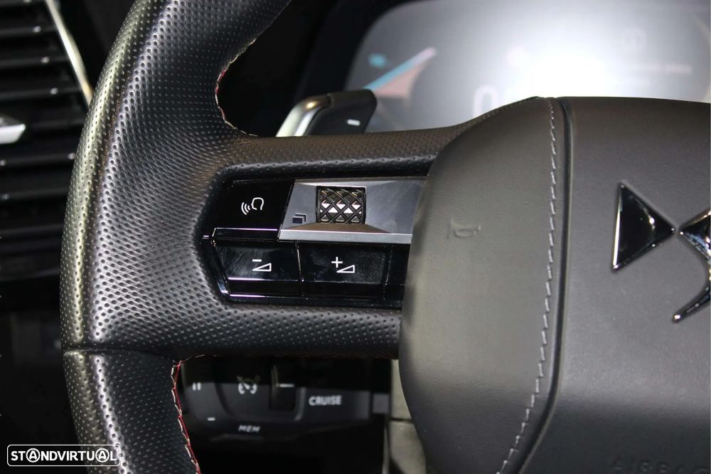 DS DS7 Crossback E-Tense Performance Line+ EAT8 - 23