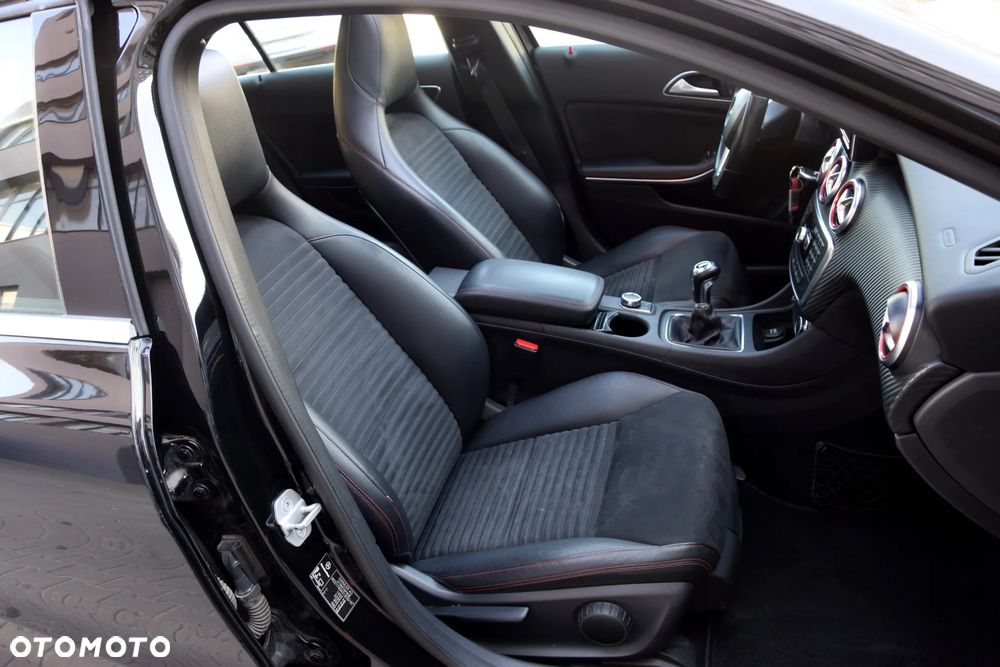 Mercedes-Benz Klasa A 200 (BlueEFFICIENCY) AMG Sport - 15