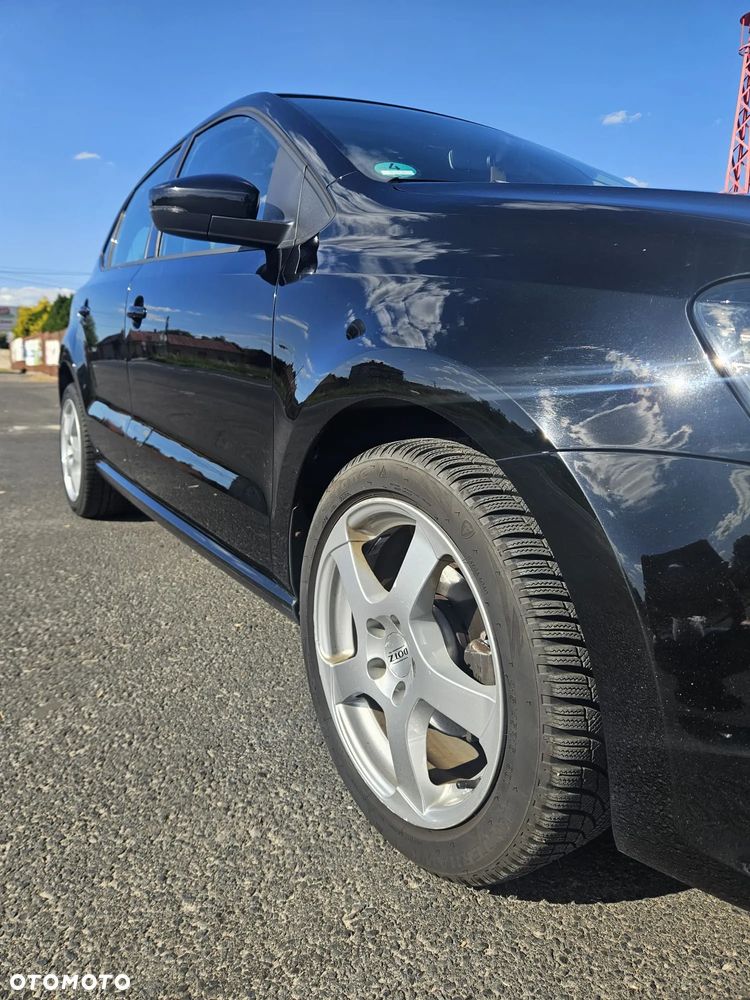 Volkswagen Polo 1.4 TDI Blue Motion - 9