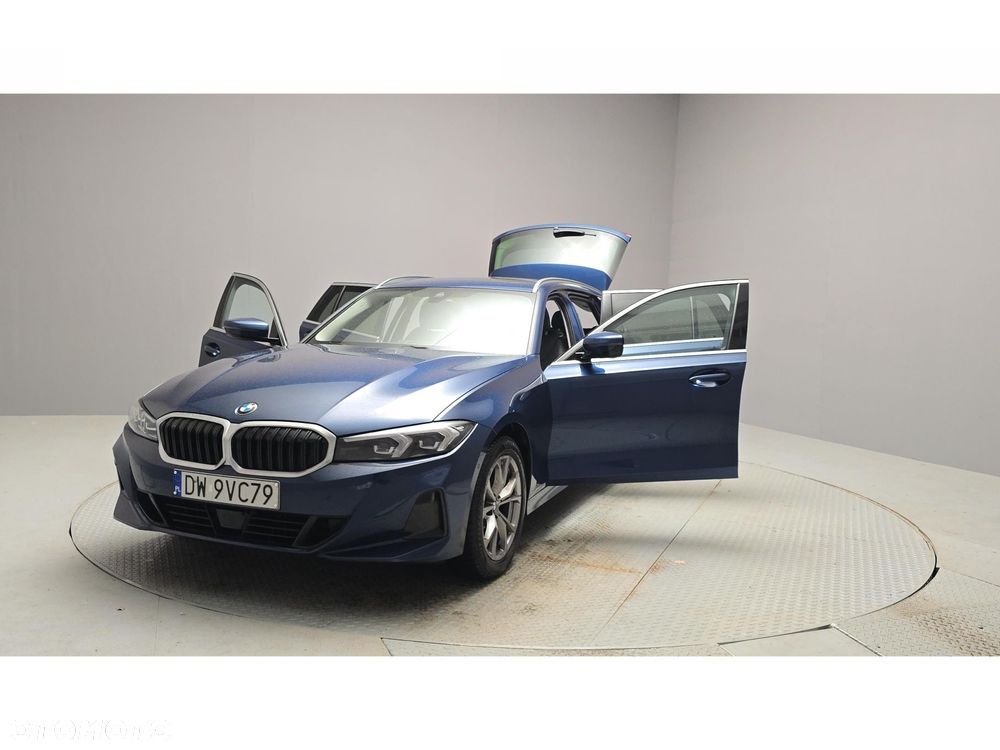 BMW Seria 3 320d xDrive - 15