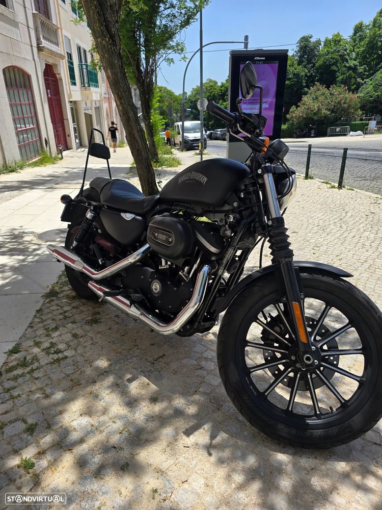 Harley-Davidson 883 - 1