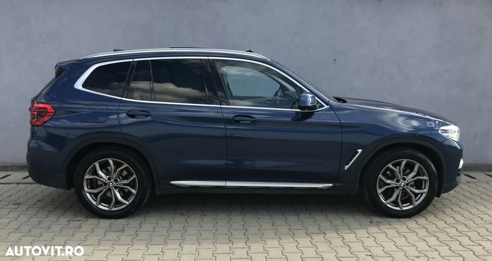 BMW X3 xDrive20d AT Luxury Line - 10