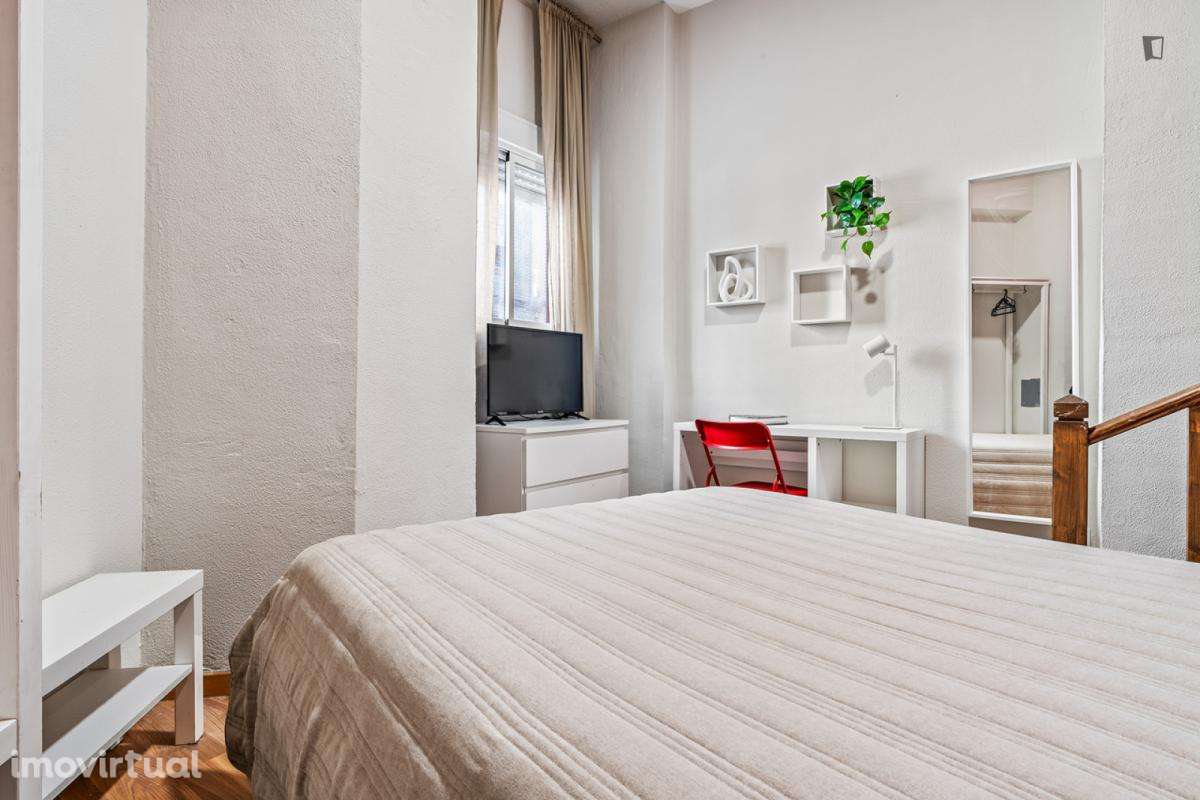 Quarto - localizado em Alameda Lisbon - Grande imagem: 4/20