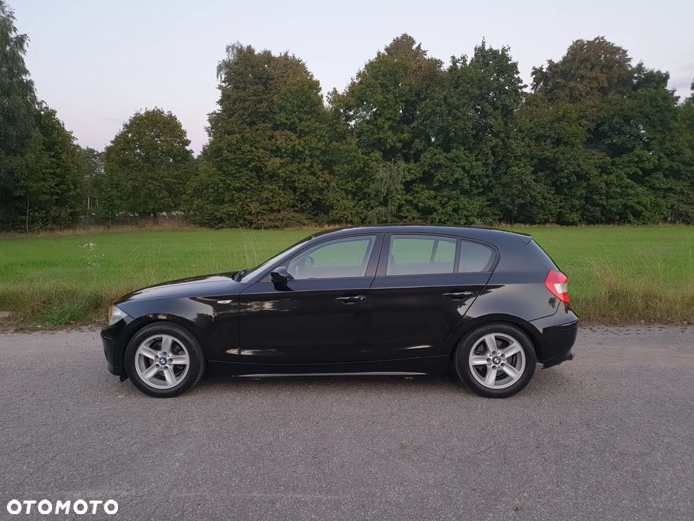BMW Seria 1 120i - 4