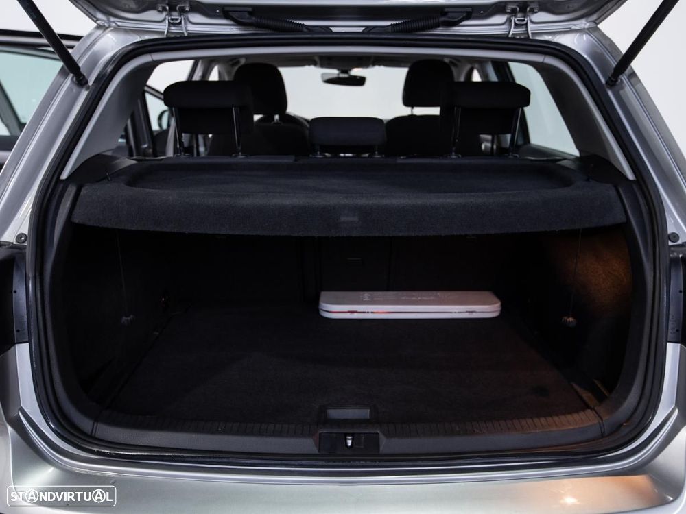 VW Golf - 13
