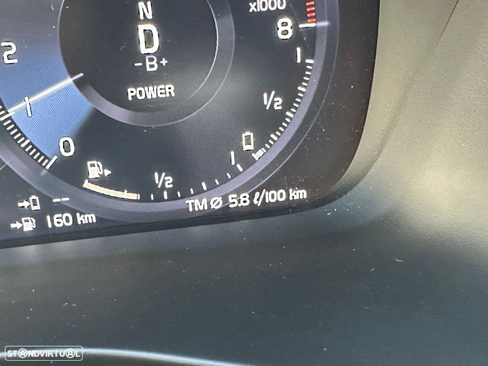 Volvo XC 40 1.5 T5 PHEV Momentum Plus - 27