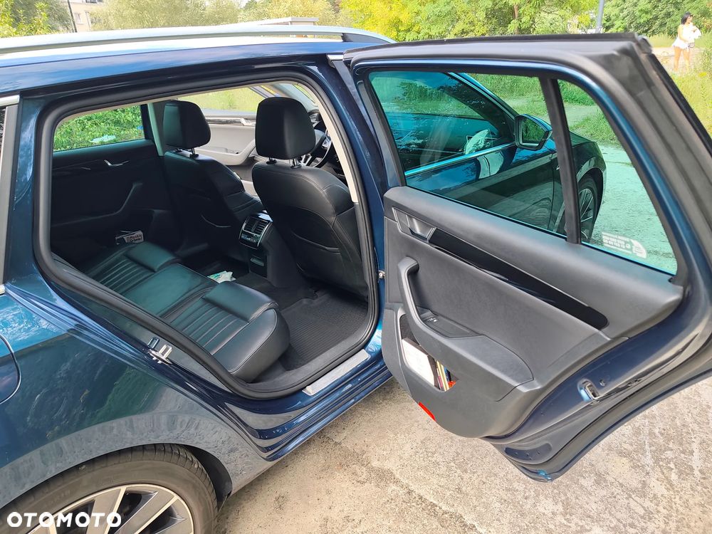 Skoda Superb 2.0 TDI 4x4 L&K DSG - 13
