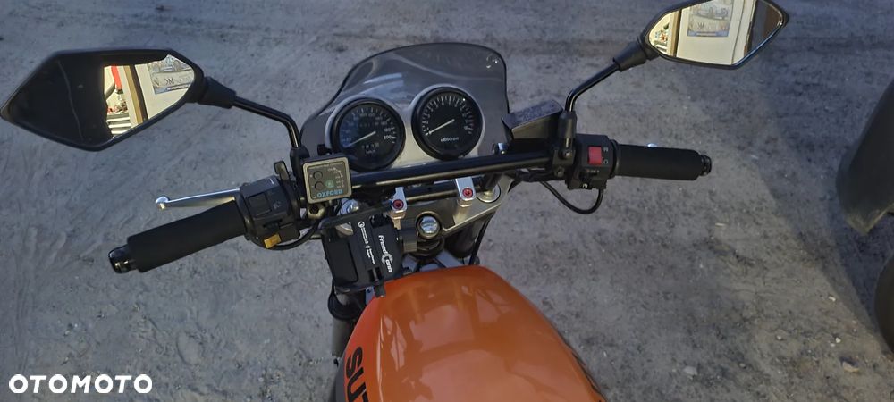 Suzuki GS - 4
