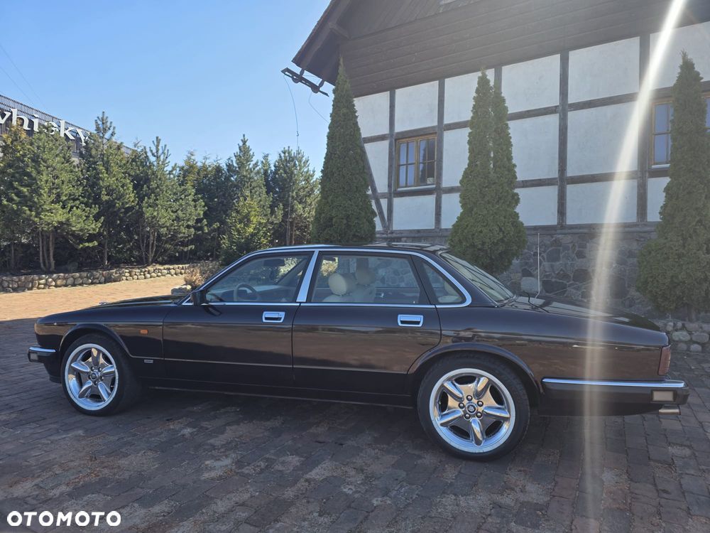 Jaguar XJ Soverign 3.2i - 3