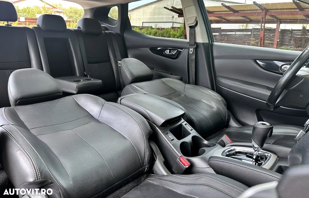 Nissan Qashqai 1.6 DCI Xtronic TEKNA - 11