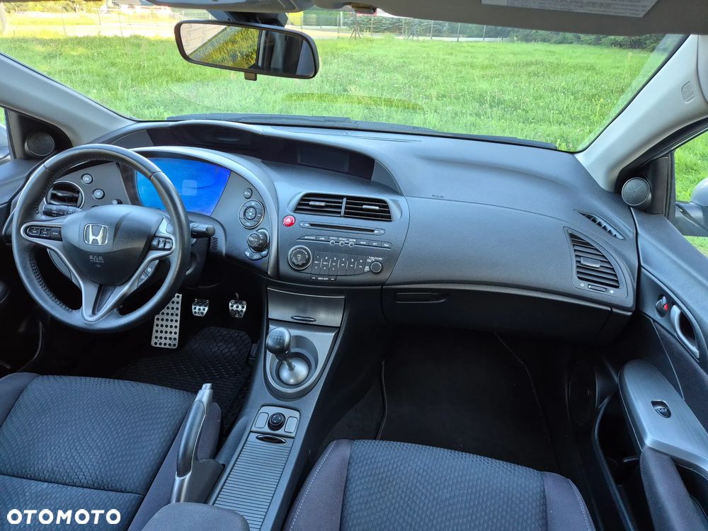 Honda Civic 1.4 i-VTEC Comfort - 21