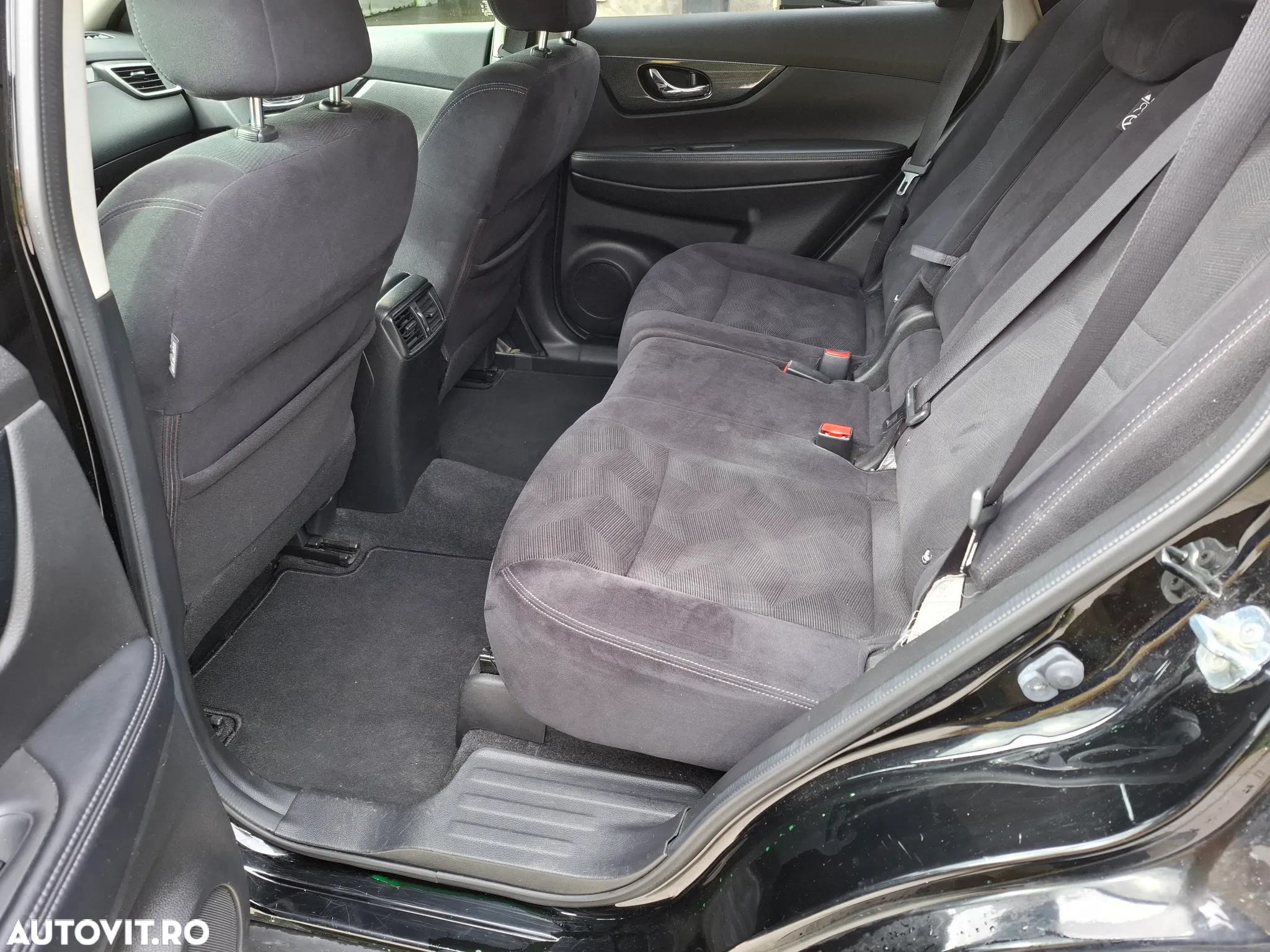 Nissan X-Trail 1.6 dCi Tekna - 8