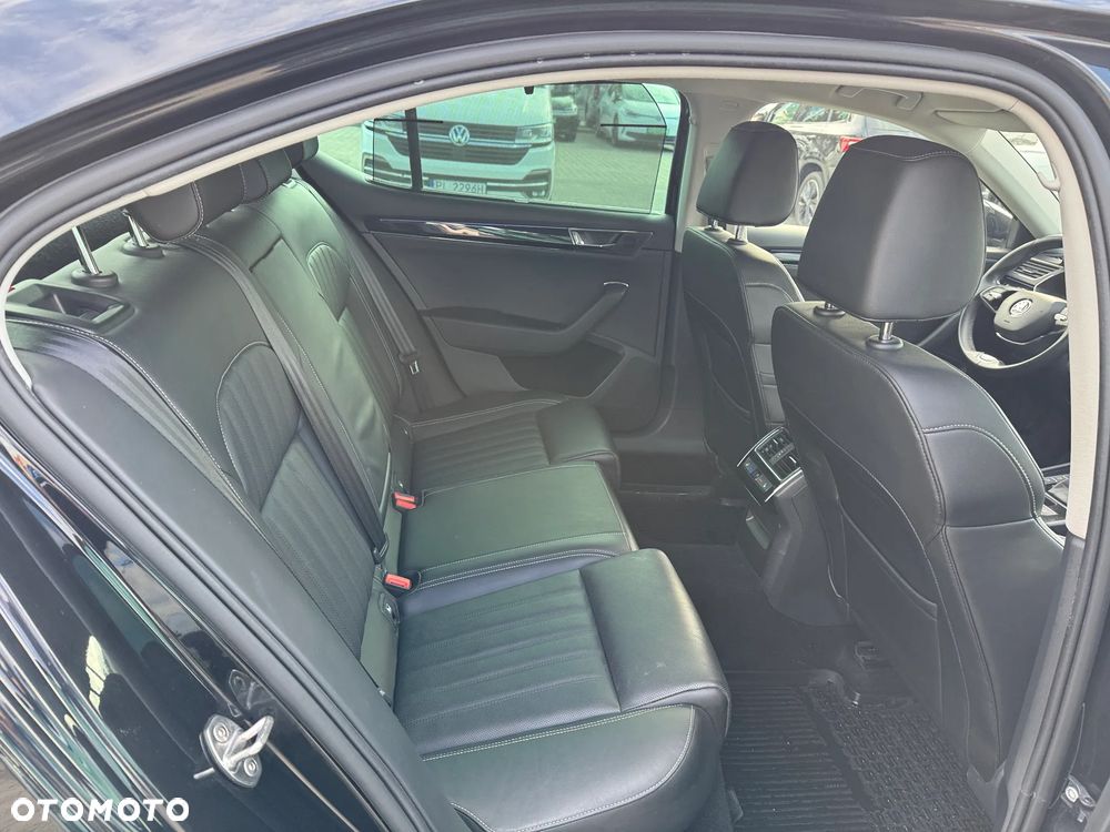 Skoda Superb 2.0 TSI 4x4 L&K DSG - 19
