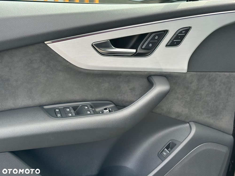 Audi Q7 50 TDI mHEV Quattro Black Edition Tiptr - 18