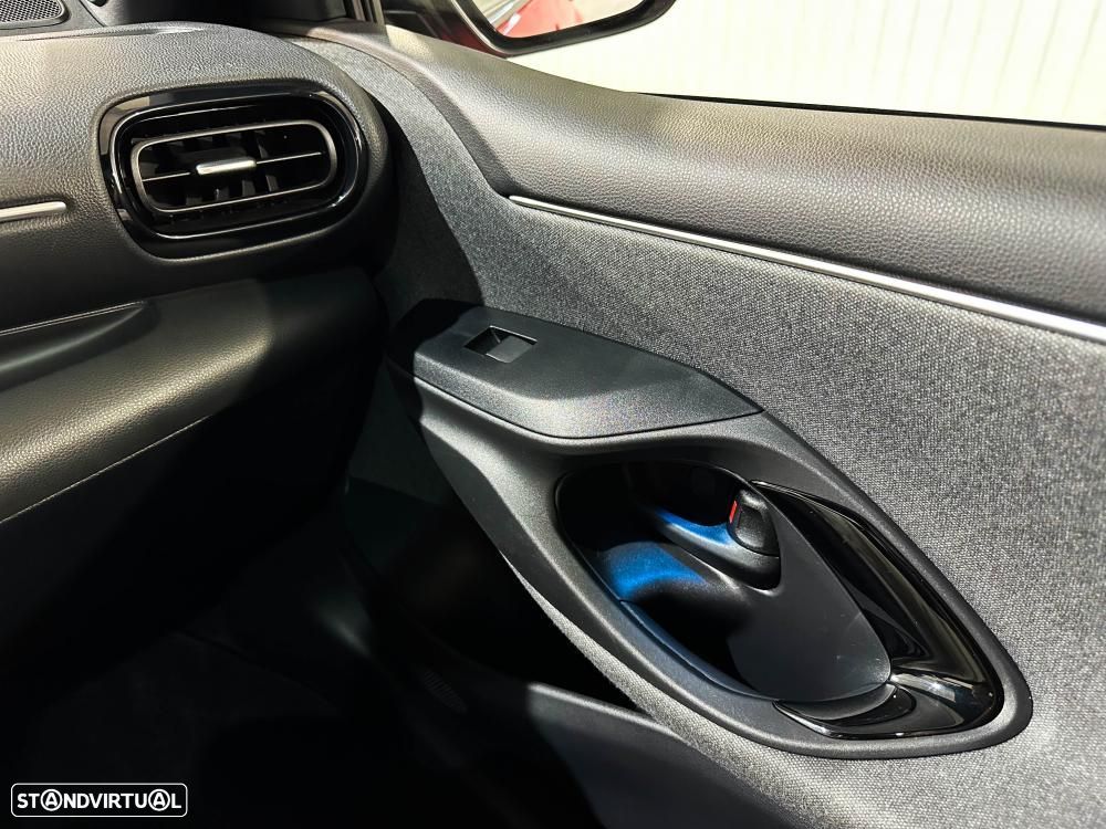 Toyota Yaris 1.5 HDF Comfort - 31