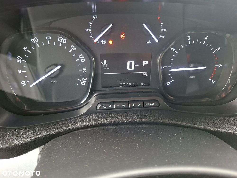 Toyota Proace Verso 2.0 D4-D Long Business - 16