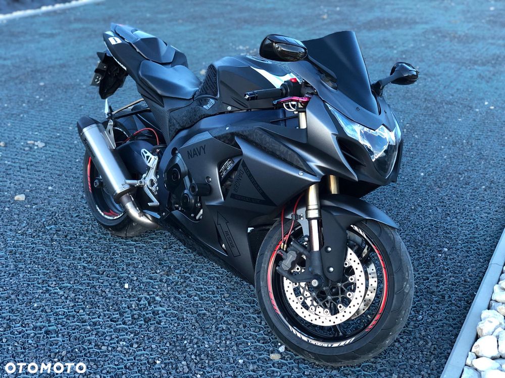 Suzuki GSX-R - 13