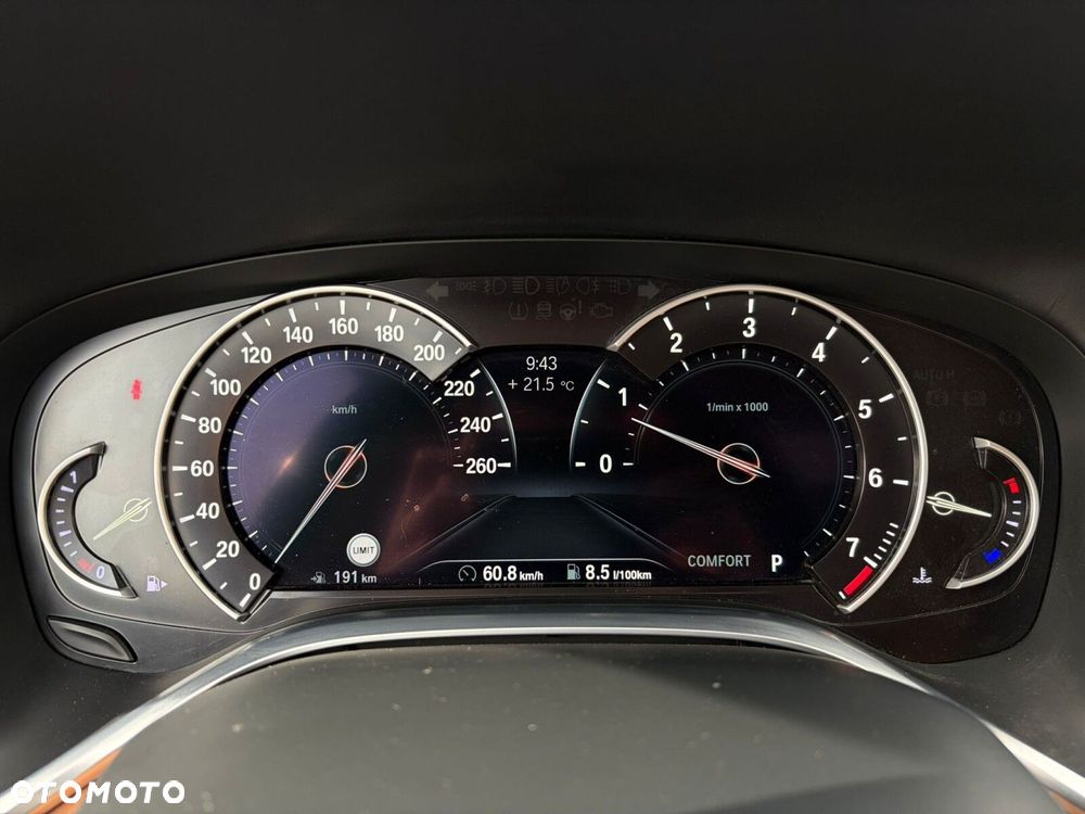 BMW Seria 7 - 28