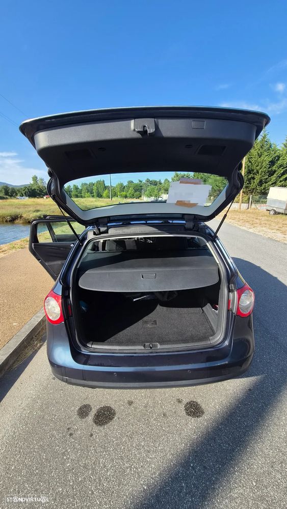VW Passat Variant 2.0 TDi Confortline - 14