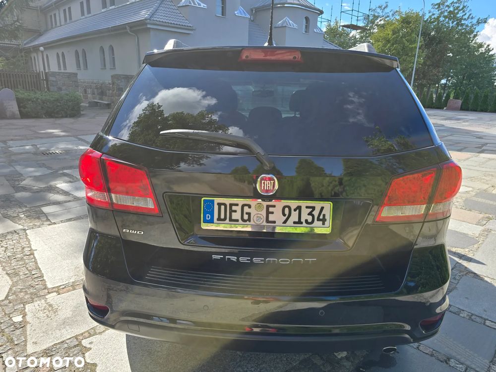 Fiat Freemont 2.0 Multijet 16V DPF Automatik Allrad Black Code - 19