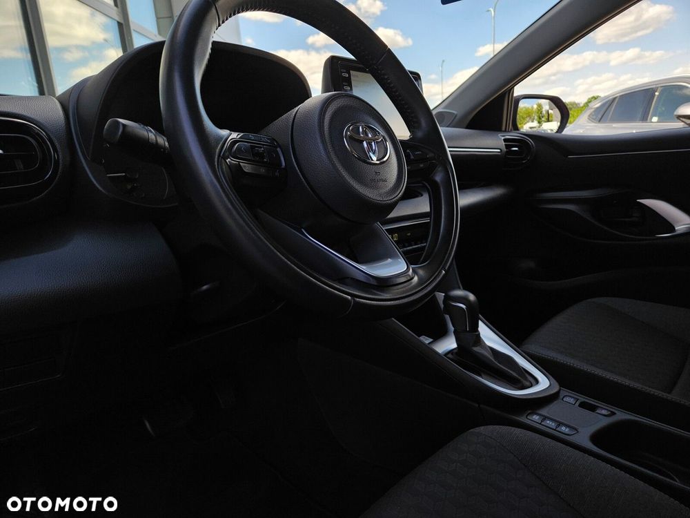 Toyota Yaris - 13