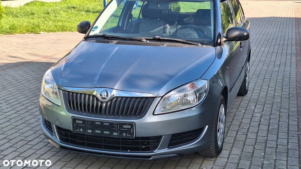 Skoda Fabia 1.2 TSI Ambiente - 2