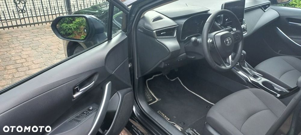 Toyota Corolla 1.8 Hybrid Comfort - 12
