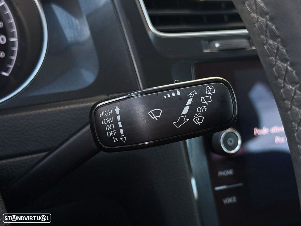 VW Golf 1.0 TSI Confortline - 24