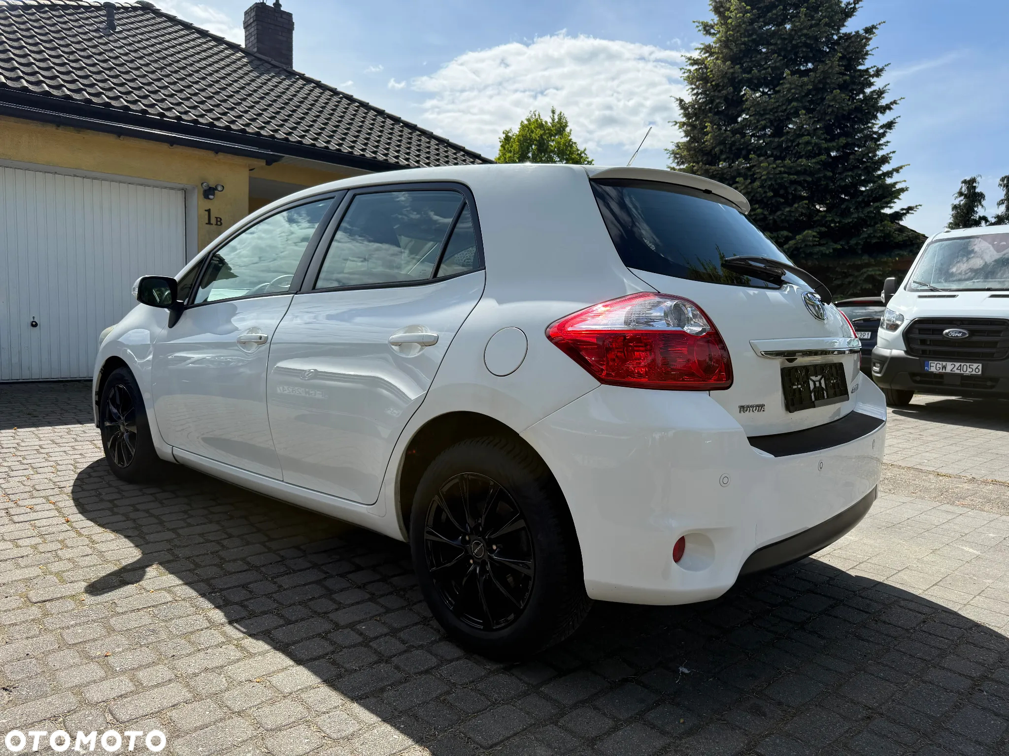 Toyota Auris 2.0 D-4D Executive - 10