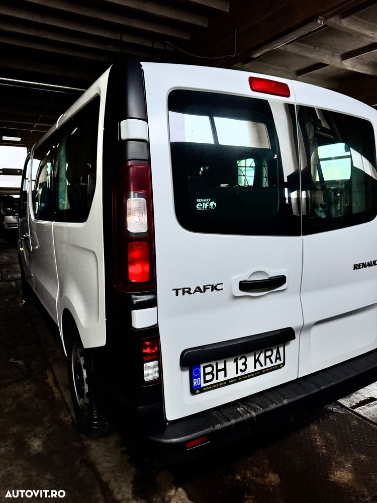 Renault Trafic Combi L1H1 8+1 Authentique - 9