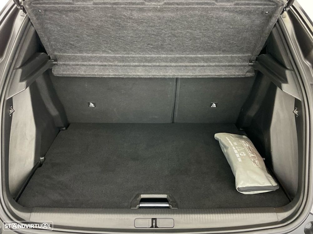 Peugeot 2008 1.2 PureTech GT - 13